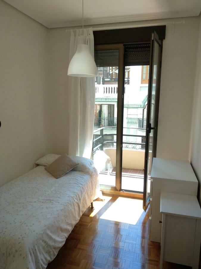 Km0 Centro Ciudad Apartment บาเลนเซีย ภายนอก รูปภาพ